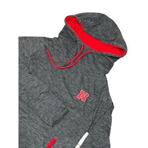University of Nebraska, Hoodie w/ pocket, Size M, 1098Z‎